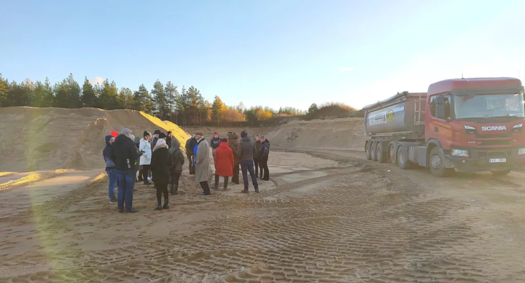 Karjäärikülastus.png